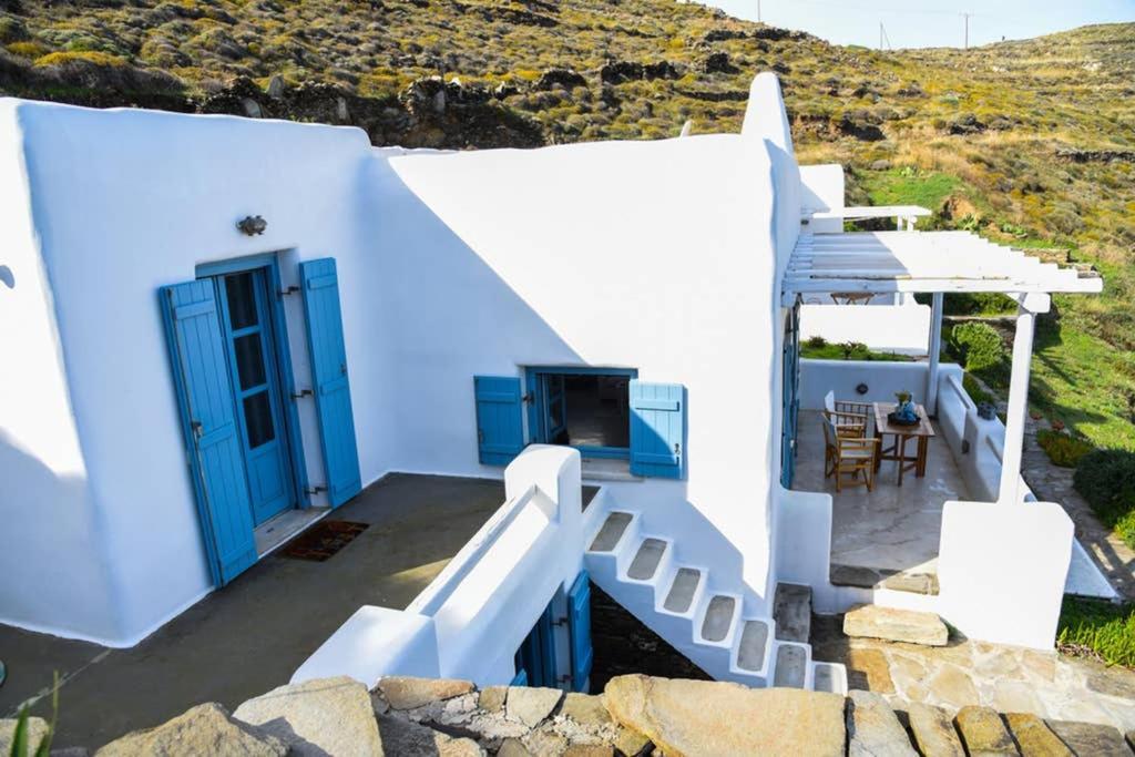 Villa Niloya Kythnos Loutrá Buitenkant foto