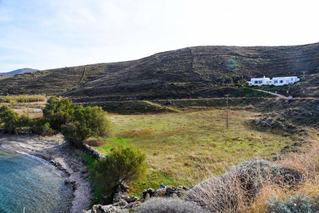 Villa Niloya Kythnos Loutrá Buitenkant foto